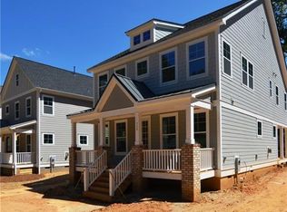 332 Main St, Matthews, NC 28105