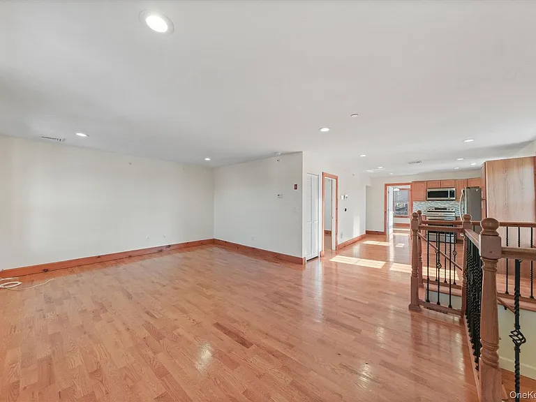 75 Albany St #3 — Photo 16