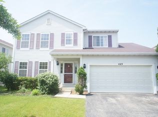 449 Long Ln, Bolingbrook, IL 60440