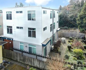 5203 B Ravenna Avenue NE, Seattle, WA, 98105