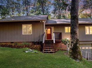 6112 Saint Andrews Dr, Sanford, NC 27332