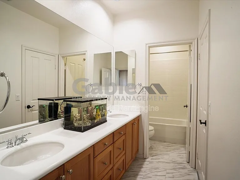 26155 Lone Rock Ct — Photo 19