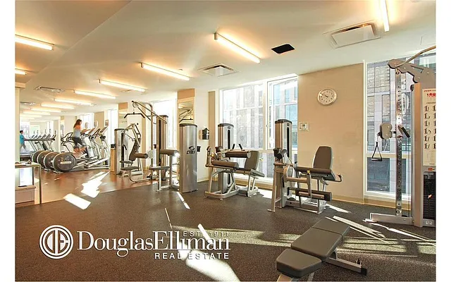 Rented by Douglas Elliman | media 22