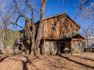 947 Saddler Falls Rd, Mammoth Spring, AR 72554