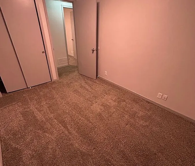 2606 SE 8th Ct — Photo 3