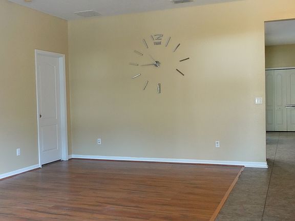 2nd image of 1561 Pickard Cir