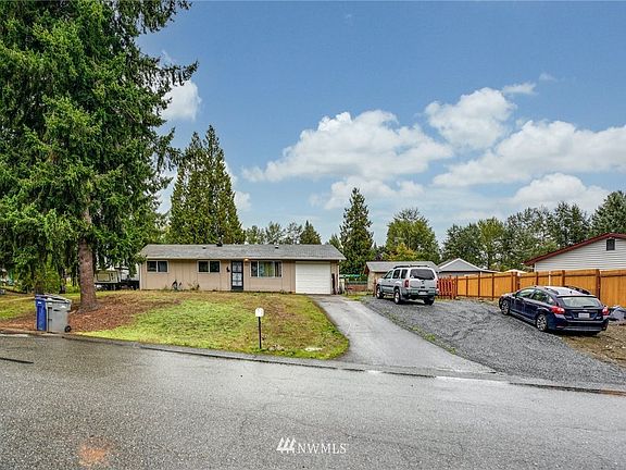 3rd image of 12505 19th Pl SE