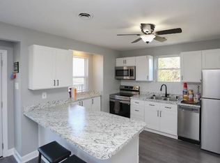 1042 7th St, Glen Burnie, MD 21060