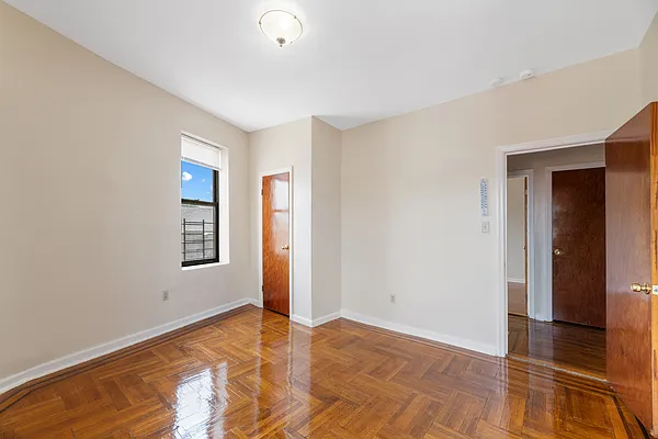 Rented by Living New York | media 8