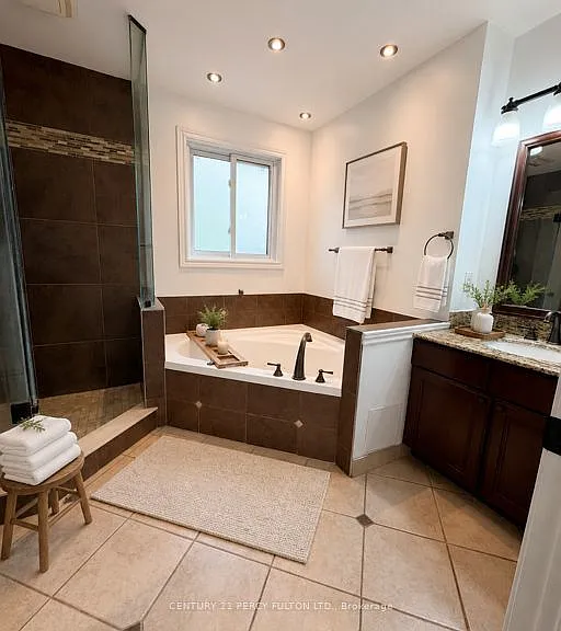 133 Meadow Dr — Photo 12