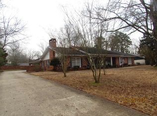 1303 Cedar St, Crossett, AR 71635