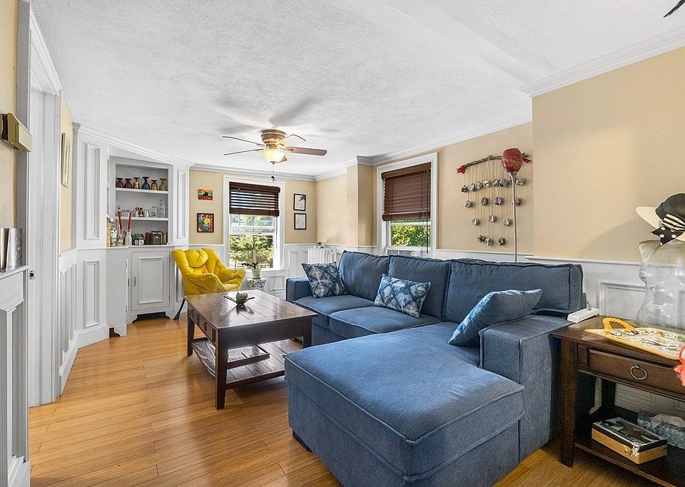 44 Cherry St SUITE 2, Swampscott, MA 01907 MLS 73164513 Zillow