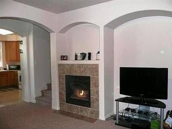 3rd image of 1128 E Kensington Ave