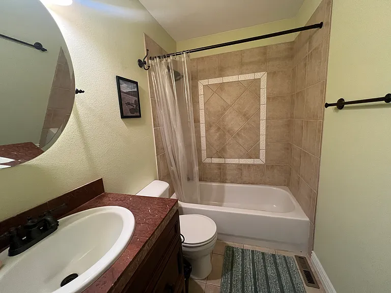 708 E Baseline Rd — Photo 14