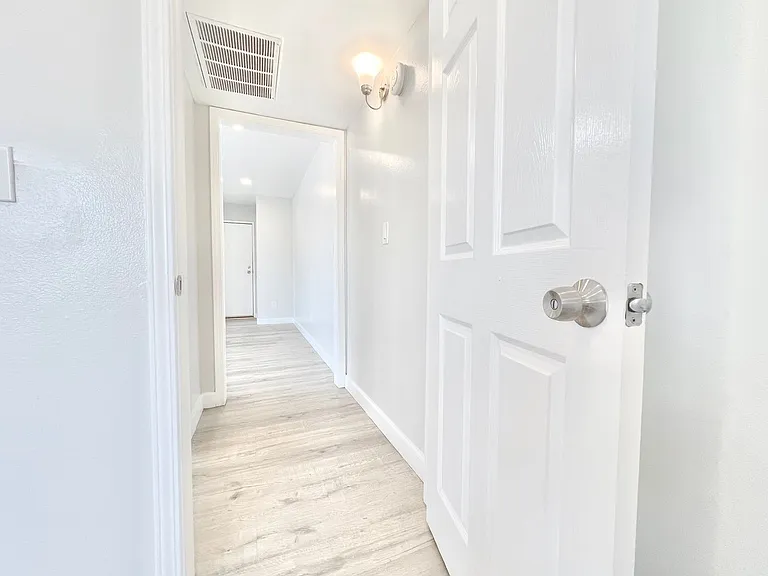 7437 Haskell Avenue — Photo 13