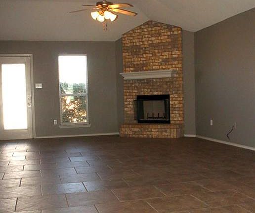 5th image of 4718 Topaz Ln
