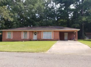 80 Hoy Green Acres Cir, Laurel, MS 39443