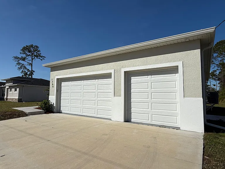 1709 Jeannin Dr — Photo 24