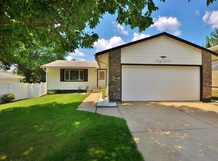 4833 Grassridge Rd, Lincoln, NE 68512