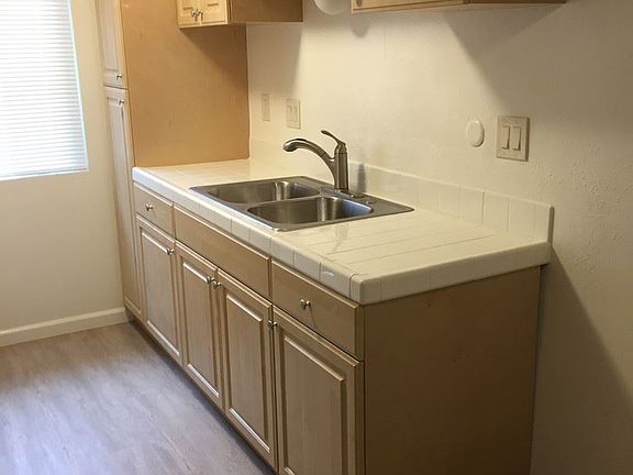 5th image of 3984 Utah St Unit 3