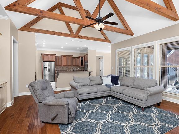 4th image of 104 Eagle Trace Rd