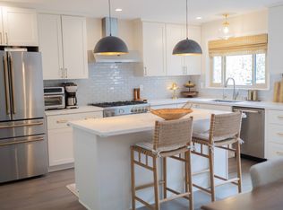 764 Big Bend Dr, Pacifica, CA 94044