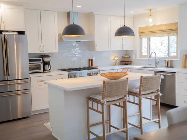 764 Big Bend Dr, Pacifica, CA 94044