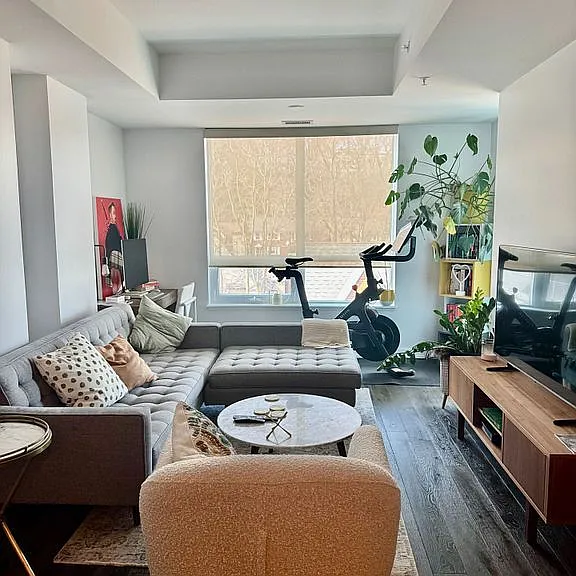 377 Madison Ave #510 — Photo 20