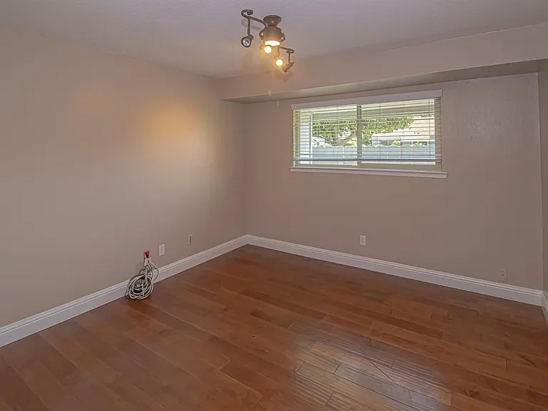 1808 Cougar Ln #1 — Photo 30