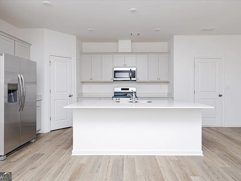 218 Hickory Ridge Trl — Photo 18