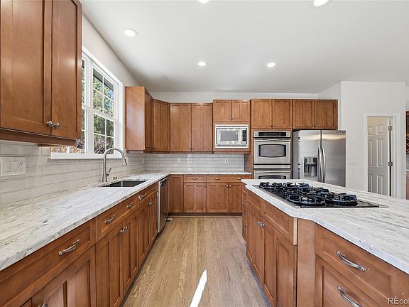 3rd image of 10613 Briarglen Circle