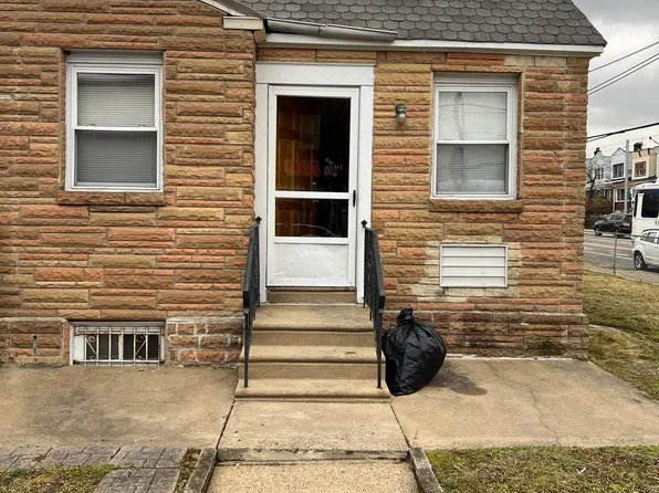 2451 S 57th St, Philadelphia, PA 19143
