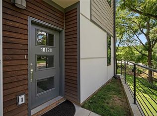 1012 Westbrook Dr, Charlotte, NC 28202