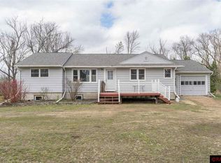 15887 State Highway 22, Good Thunder, MN 56037