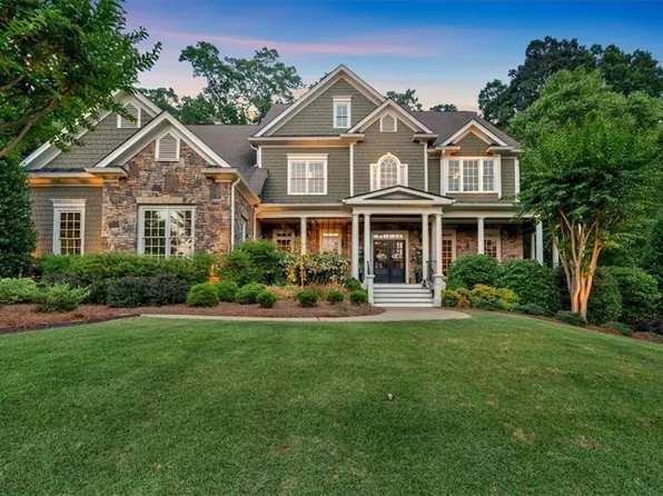 1220 Waterfall Ln NW, Acworth, GA 30101
