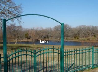 13700 Sarah Ln, Terrell, TX 75161