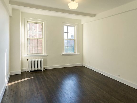 3rd image of 24 5th Ave APT 1409