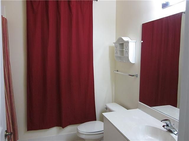 1st image of 407 E Coral Trace Cir