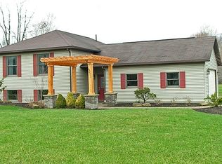 6011 McMullen Allen Rd, Newton Falls, OH 44444