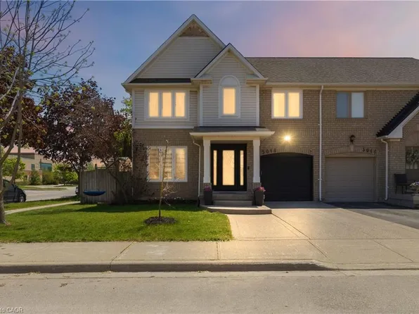 5048 Haswell Ln, Burlington, ON L7L 6H3