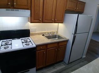 238 Solon Dr APT B, Ballwin, MO 63021