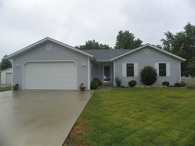 1st image of 205 Elizabeth Dr
