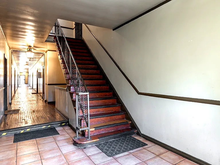 1427 N Kingsley Dr #108 — Photo 28