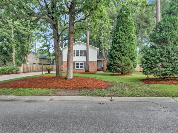 404 Stratford Dr, Summerville, SC 29485