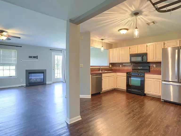 226 Sparrow Rd — Photo 7