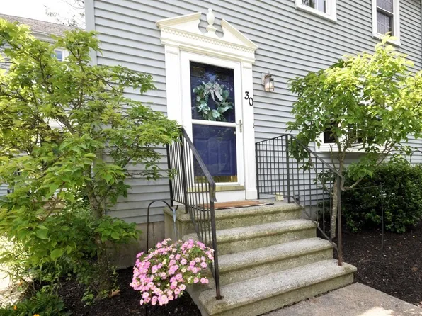 30 Clark Rd #C, Wrentham, MA 02093