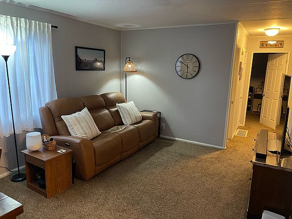 2nd image of 847 Veto St NW