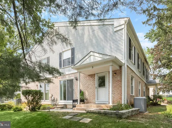 3 Benwell Rd #D, Reisterstown, MD 21136