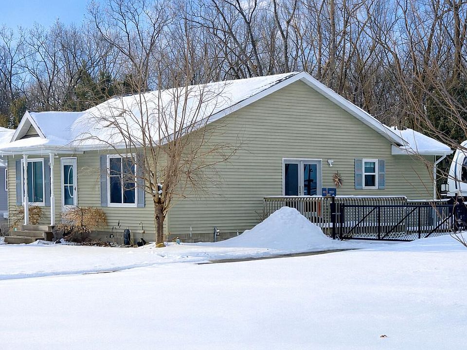 1st image of 696 W Madison Rd