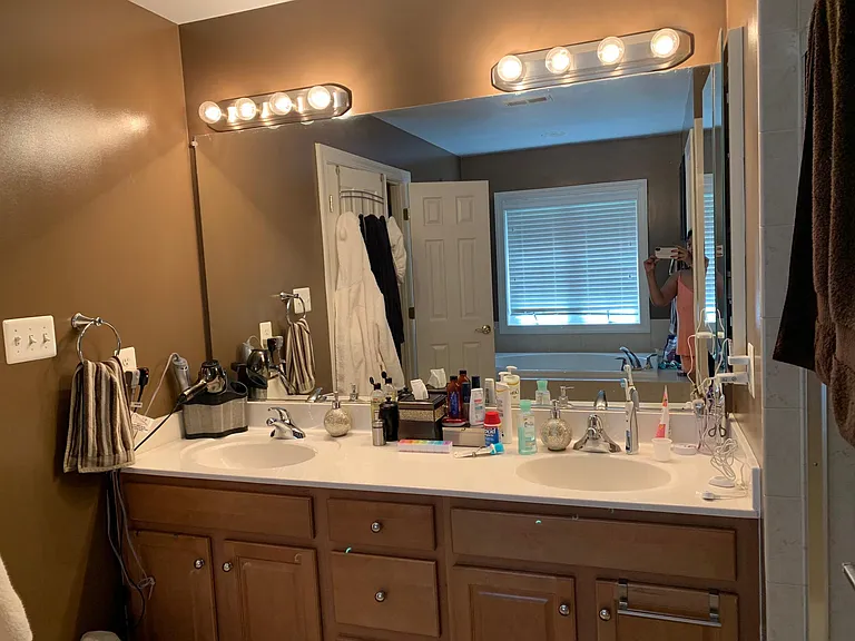 2961 Thompson Park Ln — Photo 8